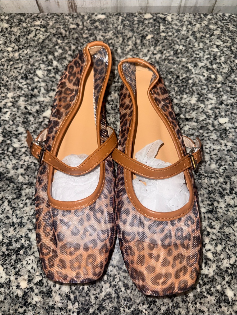 Woman’s Shoes. Brand New SHOES. Size 6.